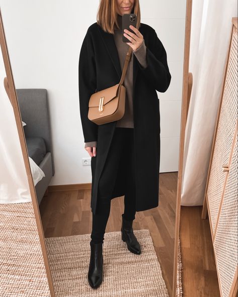 Winter Corporate Fashion, Demellier Bag, Look Working Girl, Cold Outfit, Winter Outfits Aesthetic, Corporate Fashion, Cold Outfits, Outfit Inspiration Fall, Fashion Victim