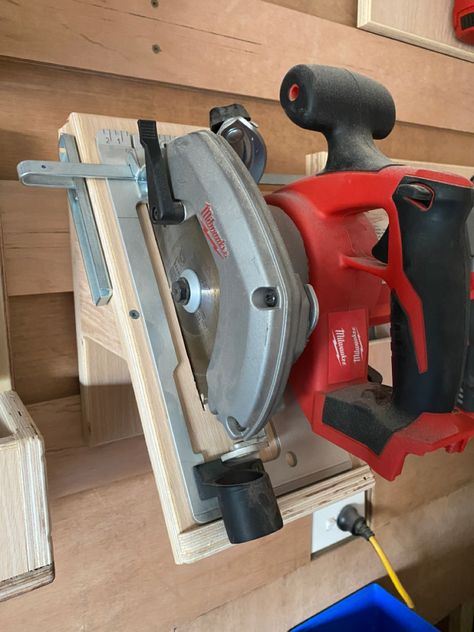 French Cleat Storage Ideas, Garage Hanging Storage, French Cleat Wall, French Cleat Storage, Tool Wall Storage, Cleat Wall, Easy Garage Storage, French Cleats, Garage Workshop Plans