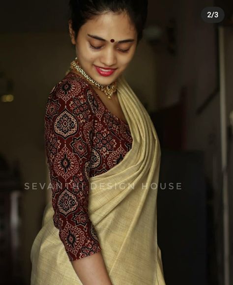 Ajrakh Blouse With Kerala Saree, Onam Outfits Ideas Ajrakh, Ajrakh Blouse Designs, Onam Saree Blouse Ideas, Ajrakh Blouse, Onam Outfits Ideas, Kalamkari Blouse Designs, Latest Blouse Neck Designs, Onam Outfits