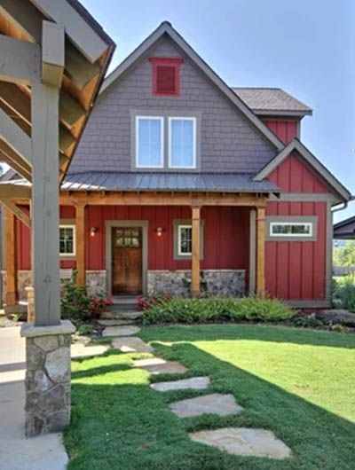 24 Board and Batten Siding Ideas | Sebring Design Build American Farmhouse Exterior, Red House Exterior, Rustic Farmhouse Exterior, Farmhouse Exterior Colors, Red Houses, Farmhouse Exterior Design, American Farmhouse, Modern Farmhouse Home, Pintura Exterior