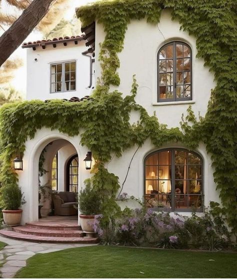 Spanish Style Home Exterior, Spanish Cottage, Modern Spanish Home, Modern Spanish Style, Spanish Farmhouse, Stucco Colors, Cali Vibes, Spanish Revival Home, Spanish Modern