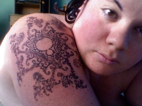 lovely Fractal Tattoo, Mandelbrot Fractal, Gallery Tattoo, Geek Tattoo, Tattoo Girl, Jewelry Tattoo, Makeup Tattoos, Nail Tattoo, Skin Art