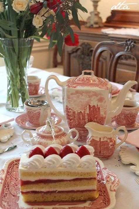 Regency Tea Party, Tea Party Birthday Ideas, Valentines Tea Party, Valentine Tea, Tea Decor, Mini Tortillas, Unique Tea, Afternoon Tea Parties, Party Inspo