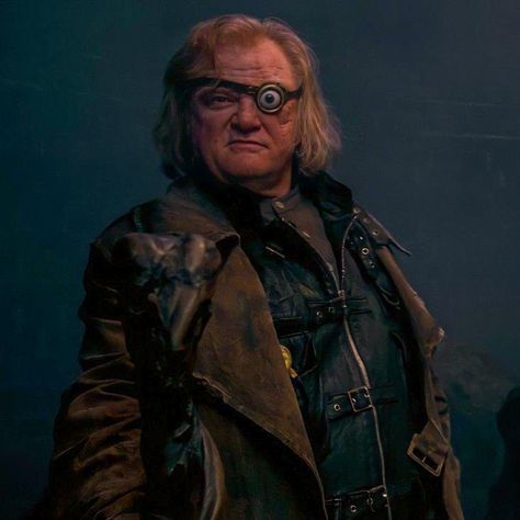 creds of the unfiltered icon to: @katesgalaxy 𝐓𝐀𝐆𝐒: #Harrypotter #Harrypotterandtheorderofthephoenix #wizardingworld #icons Moody Harry Potter, Icon Harry Potter, Alastor Moody, Harry Potter Pfp, Horace Slughorn, Mad Eye Moody, Harry Potter Hogwarts Legacy, Hp Christmas, Blind Test