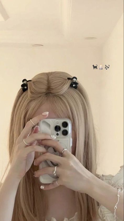 Coquette Hair Straight, Bangs Aesthetics, Long Hair With Braids, Ribbon Hairstyle, Hair Stylies, Hair Up Styles, Haircuts Straight Hair, Hair Stylist Life, Aesthetic Hair