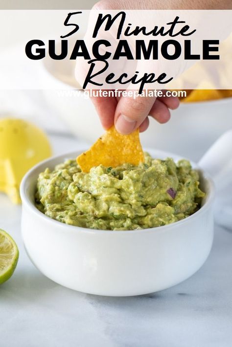 Quick Guacamole Recipe! This easy guac recipe uses minimal ingredients and is fresh and flavorful. It's ready in 5 minutes. Guacamole Recipe No Cilantro, Guac Recipe Simple, Super Bowl Guacamole, Quick Guacamole Recipe, Guacamole Recipe Easy Homemade, Vegan Guacamole, Quick Guacamole, Guac Recipe, Easy Super Bowl