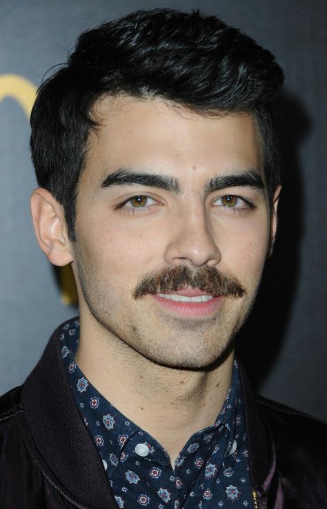 Classic Mens Hairstyles, Men's Facial Hair, Mustache Men, Mens Facial Hair Styles, Waves Curls, Joe Jonas, Nick Jonas, Jonas Brothers, Famous Celebrities