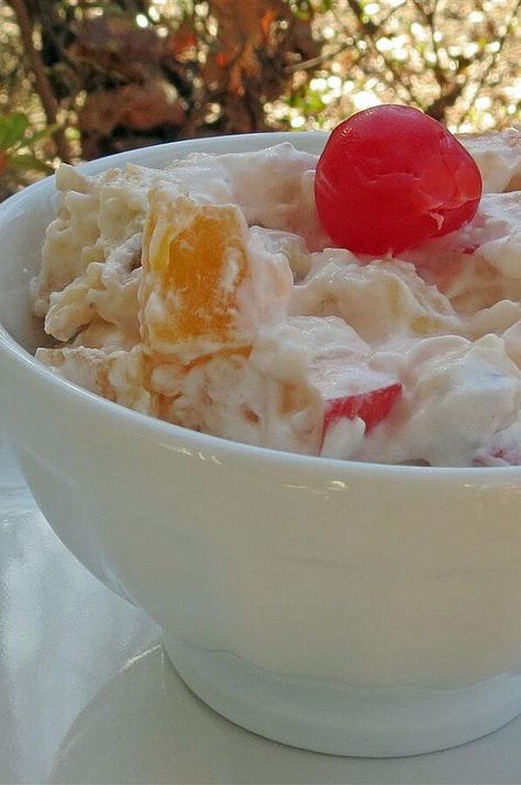 Cream Cheese Fruit Salad | "I made this for Christmas. I used Splenda and sugar-free whip topping. My mom is diabetic and she loved it." #christmas #christmasrecipes #holidays #holidayrecipes Cream Cheese Fruit Salad, Fruit Salad With Cream, Ambrosia Fruit Salad, Creamy Fruit Salads, Dressing For Fruit Salad, Salad Cream, Fruit Salad Recipe, Summer Salads With Fruit, Overnight Oat