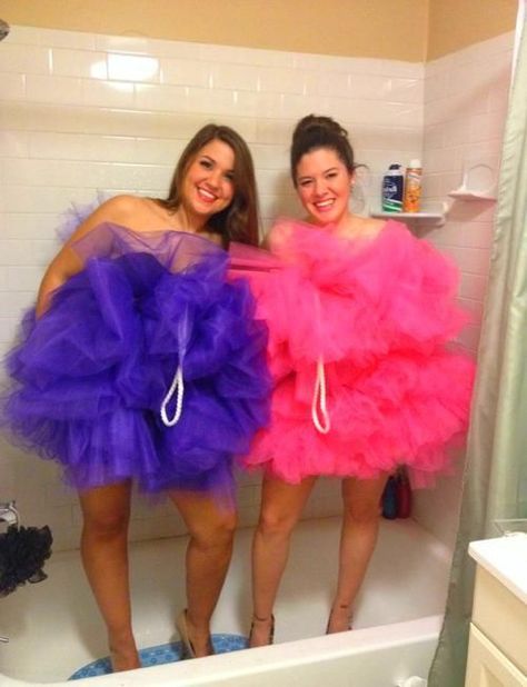 Disfarces Halloween, Costumes Faciles, Diy Fantasia, Costume Carnaval, Best Friend Halloween Costumes, Cheap Halloween Costumes, Bff Halloween Costumes, Duo Halloween Costumes, Halloween Costumes College Girls