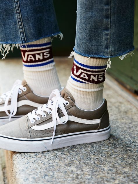 these retro-inspired athletic crew socks feature contrast coloring and a Vans logo. Christmas Princess, Thanksgiving Baby Outfits, Vans Socks, Cute Vans, Vans Girl, Vans Outfit, Sneakers And Socks, Stylish Socks