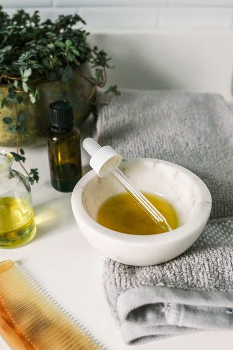 Get the recipe for a healthy scalp oil recipe loaded with essential oils and herbs and learn how to give yourself a soothing scalp massage. Scalp Cleanse, Jojoba Oil Benefits, Clary Sage Essential Oil, Scalp Shampoo, Scalp Oil, Lemongrass Essential Oil, Hair Control, Head Massage, How To Give