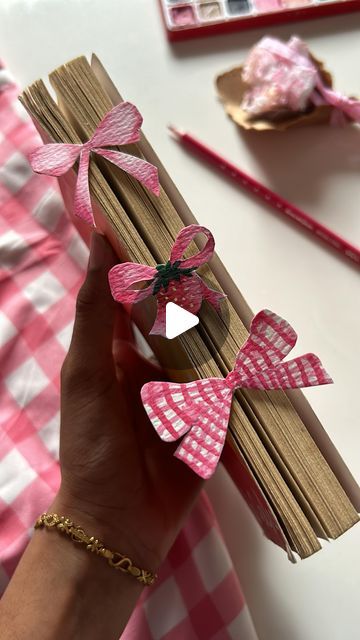 Vinita more on Instagram: "Cute bow bookmarks that you need to try🥹🧋🎀  Bow ribbon coquette aesthetic diy bookmarks diy crafts aesthetic #diyaesthetic#coquette#bow#ribbon#explore#explorepage#reels#diybookmarks#bookmarks#books" Aesthetic Bookmarks Diy, Diy Crafts Aesthetic, Diy Bookmarks Aesthetic, Crafts Aesthetic, Bookmarks Diy, Aesthetic Diy, Cute Bookmarks, Diy Bookmarks, Bow Ribbon