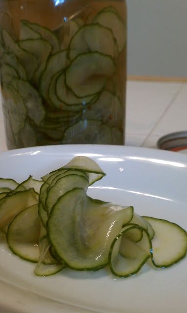 Pickling Cucumbers Recipe, Pickled Recipes, Cucumber Pickles, Pickled Vegetables Recipe, Pickled Foods, Bountiful Baskets, Pickled Cucumbers, Canning Vegetables, Quick Pickled Cucumbers