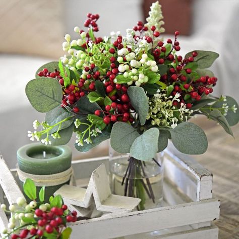 Mini Christmas Floral Arrangements, Christmas Berries In Vase, Privet Berry Arrangement, Winter Berry Centerpiece, Christmas Flower Centerpieces Red Ilex, Holiday Floral Arrangements, Christmas Flower Arrangements, Fall Flower Arrangements, Holiday Floral