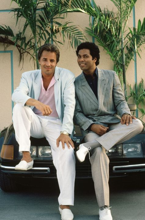 Photos of Miami in the 1980s - Best Photos of Miami Vice Era Miami Miami Vice Outfit, Miami Vice Party, Miami Vice Fashion, Miami Vice Theme, Miami Night, Miami Hotels, Miami Houses, New Retro Wave, Don Johnson