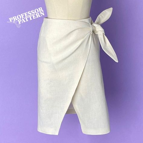 Wrap skirt with a knot - Tutorial Creative Pattern Making, Make A Wrap Skirt, How To Make A Wrap Skirt, Knots Tutorial, Creative Pattern, Sewing Class, S Class, Circle Skirt, Linen Clothes