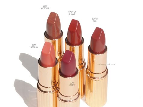 Charlotte Tilbury lipstick Best Matte Lipstick, Mac Lipstick Swatches, Revolution Lipstick, Charlotte Tilbury Lipstick, Charlotte Tilbury Matte Revolution, Charlotte Tilbury Makeup, Lipgloss Lips, Lip Swatches, Lipstick Swatches