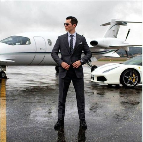 Luxury Lifestyle Rich Life, Mens Luxury Lifestyle, Billionaire Luxury, Tom Ford Suit, Rich Lifestyle, Rich Life, Rich Man, Billionaire Lifestyle, Rich Girl