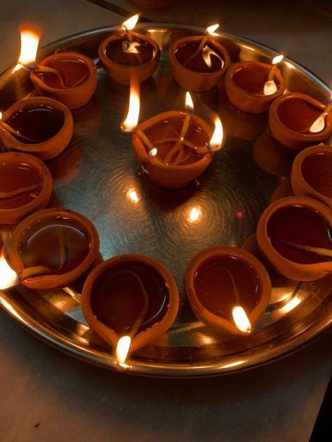 Diya Images Aesthetic, Diwali Diya Photo, Diyas Images, Diya Pic, Diya Images, Diya Photos, Diwali Photoshoot, Desi Things, Diwali Photography