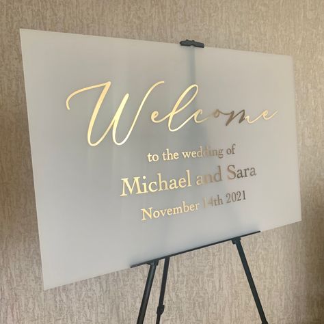 Add the perfect finishing touch to your special day with one of our modern, sleek acrylic signs. Now available in frosted or clear tones! 🤩 Wedding Signage Acrylic, Acrylic Welcome Sign Wedding, Wedding Welcome Sign Acrylic, Welcome Sign Acrylic, Acrylic Wedding Welcome Sign, Acrylic Welcome Sign, Signage Acrylic, Floral Wedding Sign, Engagement Signs