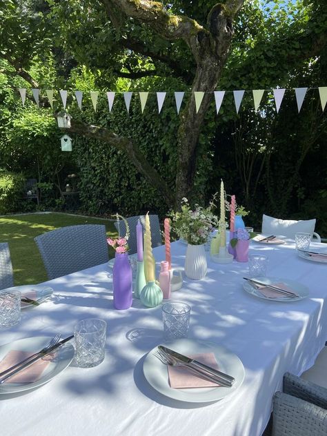 17th Birthday Ideas, 20th Birthday Party, Birthday Aesthetic, Pastel Birthday, Simple Birthday Decorations, Backyard Birthday, Birthday Dinner Party, Dinner Party Summer, Pastel Party