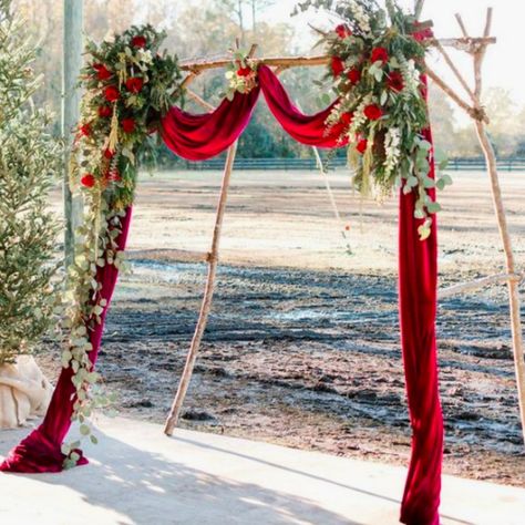 Christmas Wedding Décor | Weddings | TLC.com Christmas Wedding Arch, Wedding Alter Decorations, Elegant Christmas Wedding, Rustic Christmas Wedding, Red Christmas Wedding, Christmas Themed Wedding, Christmas Wedding Themes, Christmas Wedding Cakes, Christmas Wedding Ideas