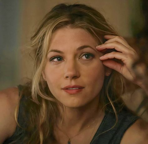 Katheryn Winnick, Modern Magic, Fallout New Vegas, Canadian Actresses, September 2, Hair Inspiration Color, Gilmore Girls, Face Claims, Beautiful Creatures