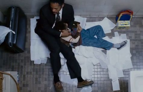 Pursuit Of Happiness Movie, Will Smith Movies, Emotional Movies, Pursuit Of Happiness, About Time Movie, Be Successful, Film Serie, Film Stills, Movie Scenes