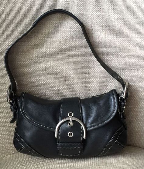 Coach Coach Soho Hobo Bag, Black Vintage Handbag, Vintage Black Handbag, Vintage Leather Shoulder Bag, Black Vintage Bag, Coach Soho Bag Outfit, Handbags Outfits, Vintage Bag Outfit, Vintage Hand Bags