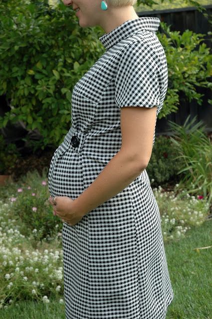 julies blog: Houndstooth Maternity Dress (Vintage Simplicity pattern 7558) 1960s Maternity, Vintage Maternity Clothes, Maternity Office Wear, Maternity Dress Pattern, Maternity Pattern, Dress Pattern Vintage, Free Hand Embroidery, Maternity Patterns, Maternity Fashion Dresses