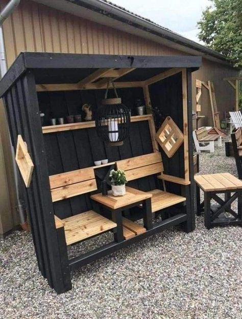 Kids Backyard, Outdoor Furniture Diy Easy, Outdoor Wood Furniture, Diy Outdoor Furniture Plans, Diy Pallet Furniture Outdoor, Outdoor Furniture Plans, Patio Diy, Deck Decorating Ideas On A Budget, Diy Holz