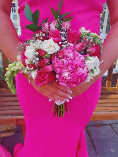 Prom Flowers With Hot Pink Dress, Fuchsia Flower Bouquet, Prom Bouquet Ideas Pink Dress, Prom Bouquets For Pink Dress, Hot Pink Homecoming Flowers, Hot Pink Hoco Bouquet, Pink Homecoming Flowers, Pink Hoco Flowers, Pink Hoco Bouquet