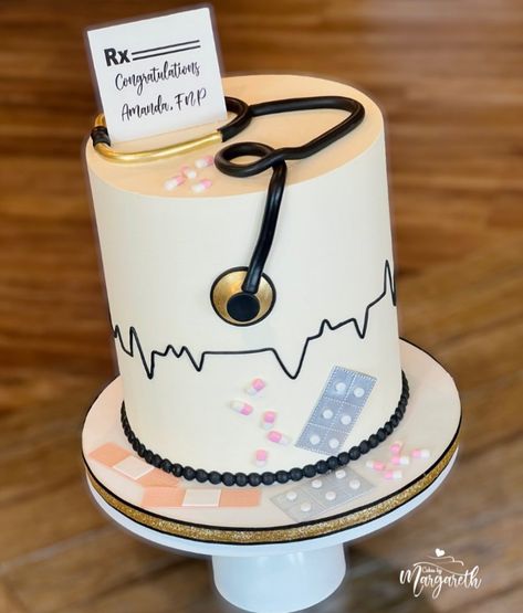 Medicine Cake Design, Nurse Practitioner Cake, Doctor Cake Design, Doctor Graduation Cake, Nurse Cake, Doctor Cake, Nursing Cake, Cake Story, Doctor Graduation