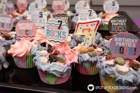 Rock Climbing Cupcakes, Rock Climbing Birthday Party, Climbing Birthday Party, Rock Climbing Birthday, Climbing Party, Rock Climbing Party, Chocolate Rocks, Photo Garland, Purple Invitations