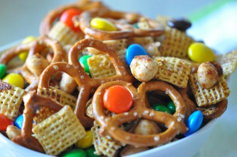 No Appetite, Easy Snack Mix, High Protein Recipe, Snack Mix Recipe, Salty Sweet Snacks, Easy High Protein Meals, Protein Recipe, Pea Protein Powder, Increase Appetite