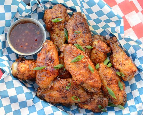 Quick and easy, sweet and mildly spicy Thai Chicken Wings for your bowl games. Big Green Egg Wings, Green Egg Chicken Wings, Big Green Egg Chicken Wings, Killer Shrimp Recipe, Voodoo Chicken, Thai Chicken Wings, Sticky Wings, Meat Church, Green Egg Bbq