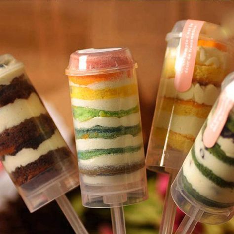 Cabilock 20pcs Push Up Cake Pop Shooter Push Pops Plastic Cake Containers Cake Mold with Lids for Bakery Kitchen Home: Amazon.co.uk: Kitchen & Home Push Cake, Cake Shooters, Cake Push Pops, Push Up Pops, Clear Cake, Cake Pop Maker, Dessert Containers, Bakery Kitchen, Cake Holder