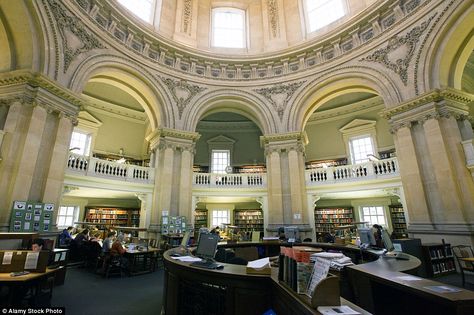 The Radcliffe Camera is the earliest example in England of a circular library. Its stunnin... Circular Library, Library Interior Design, Oxford Library, Radcliffe Camera, Oxford United Kingdom, Library Interior, Oxford City, Library Posters, World Library