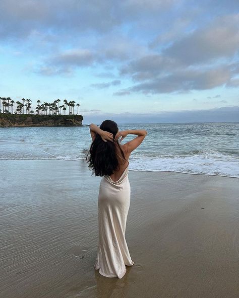 Silk Dress Aesthetic, Beach Dress Photoshoot, Playlist Pics, Beige Maxi Dress, Female Aesthetic, Summer Picture Poses, Vacation Aesthetic, 26th Birthday, Photoshoot Themes