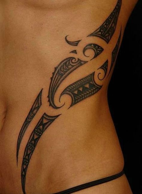 New School Tattoos, Ta Moko Tattoo, Tato Maori, Polynesian Tattoos Women, Maori Tattoos, Polynesian Tattoo Designs, Maori Tattoo Designs, Hawaiian Tattoo, Stomach Tattoos