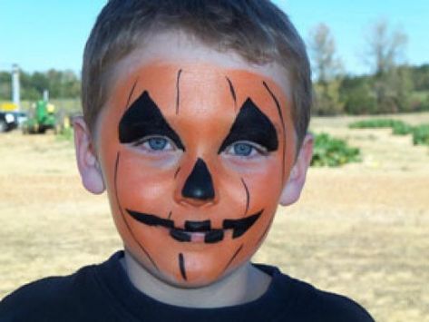 Pumpkin Face for Little Boy  http://makinbacon.hubpages.com/hub/pumpkinjackolanternfacepaintingchildrenhalloween Pumpkin Face Painting, Nem Halloween Makeup, Face Painting Halloween Kids, Kids Halloween Face, Easy Halloween Face Painting, Pumpkin Face Paint, Halloween Makeup For Kids, Painting For Children, Makeup For Kids