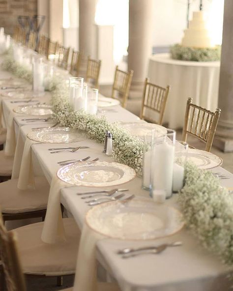 Elegant & Understated Gypsophila As Wedding Decor ~ LOVE this baby's breath garland adorning the head table! Floral Verde Gypsophila Wedding, Rustic Wedding Decorations, Head Table Wedding, Wedding Floral Centerpieces, Baby S Breath, Wedding Table Decorations, Wedding Decor Elegant, Head Table, Long Table