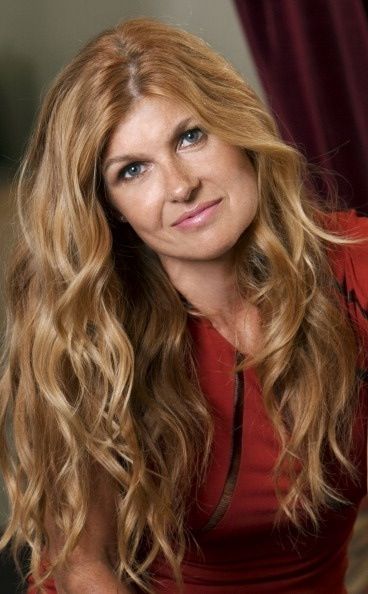 Connie Britton, Rayna James. Love Connie Britton. But I think I'm the only one who thinks that Rayna James needs to get off her high horse. Connie Britton Hair, Rayna James, Nashville Tv Show, Connie Britton, Hair Crush, Long Blonde, Amazing Hair, Long Layers, Long Blonde Hair