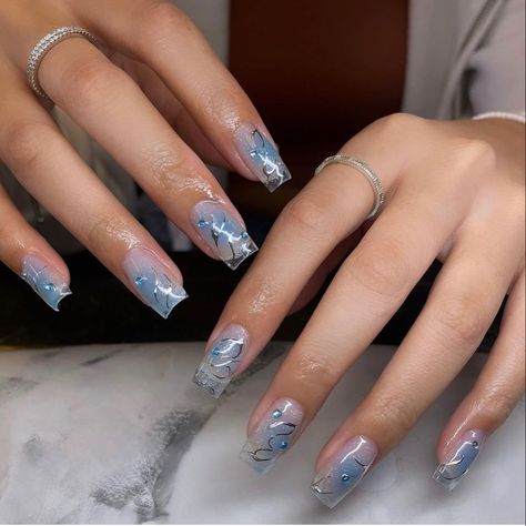 Smokey Blue Nails Prom, Light Blue Sparkly Nail Designs, Silver Light Blue Nails, Light Blue And Sparkle Nails, Light Sparkly Blue Nails, Light Blue Dress Nail Ideas, Blue And Sliver Nails Ideas, Light Blue Nail Ideas Short, Light Blue Silver Nails