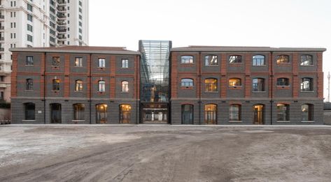 Warehouse Renovation, Factory Architecture, Renovation Architecture, Arch Architecture, Building Layout, Concrete Architecture, Industrial Architecture, Adaptive Reuse, Architecture Office