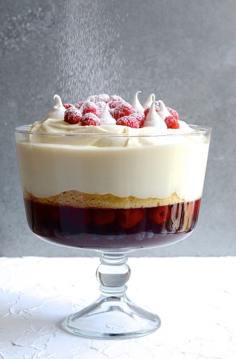 Chelsea Winter, English Trifle, English Desserts, Christmas Trifle, Trifle Dish, Cake Mug, Magazine Recipes, Trifle Desserts, Winter Fruit