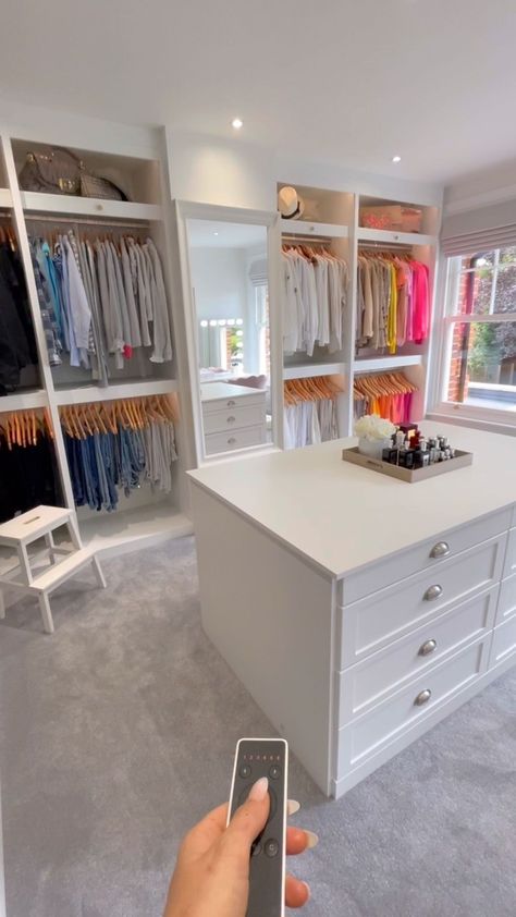 @rebeccalouise_home_lifestyle shared a video on Instagram: “My walk in wardrobe 🤍 I’ve been asked by a few people if I could show my wardrobe design in detail as they are designing their own & don’t…” • Jun 30, 2022 at 6:03am UTC Boot Shelves, Hat Shelves, Walk In Wardrobe Design, Display Clothes, Sorting Clothes, Organizing Walk In Closet, Rebecca Louise, Master Suite Bedroom, Home Office Closet