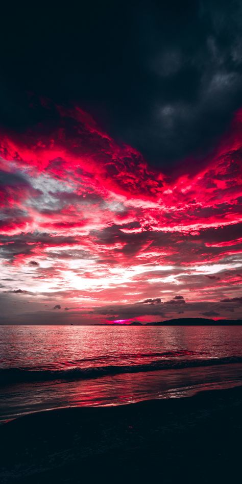 Maroon Aesthetic, Sunset Iphone Wallpaper, Red Clouds, Red Cloud, Red Sunset, Sky Pictures, Cloud Wallpaper, Pretty Landscapes, Sunset Wallpaper