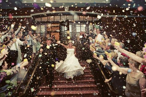 Sendoff Ideas, Wedding Slideshow, New Years Wedding, Nye Wedding, Wedding Send Off, New Years Eve Weddings, Wedding Exits, Boda Mexicana, Creative Wedding Ideas