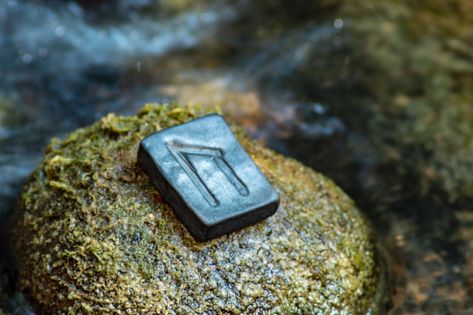 Uruz Rune Meaning, Symbolism, and 3 Natural Origins Rune Uruz, Uruz Rune, Rune Casting, Norse Names, Rune Alphabet, Runes Meaning, Norse People, Rune Symbols, Organic Structure